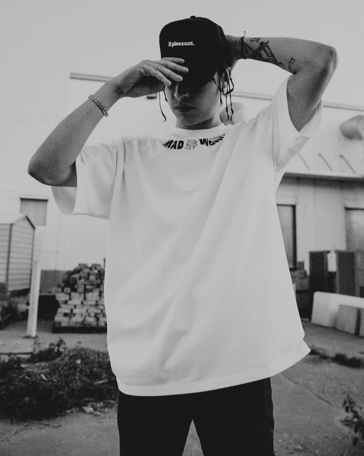 Oversized tee, shot on the street
